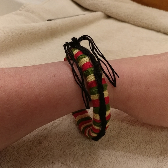 Laigh-Logan Creations - bangle bracelet - Picture 2 of 2